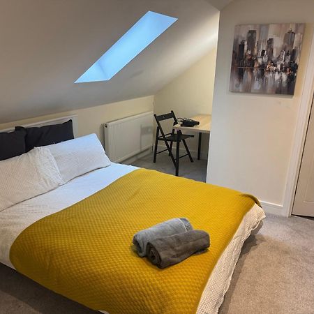 Bath Rd Villa Кейншем Екстер'єр фото