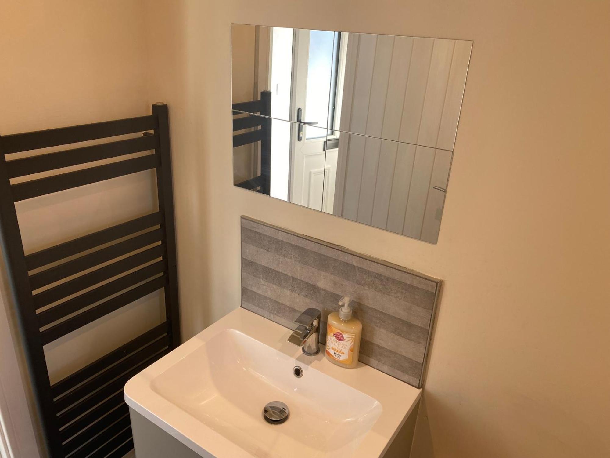 Bath Rd Villa Кейншем Екстер'єр фото